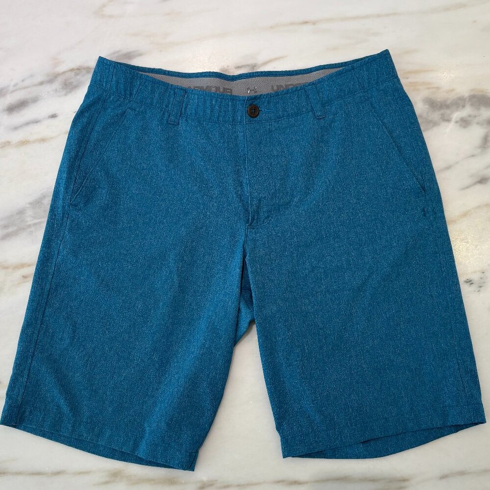 Under Armour Golf Shorts, Size 36, New w/o Tags, never worn, Blue, Lightweight